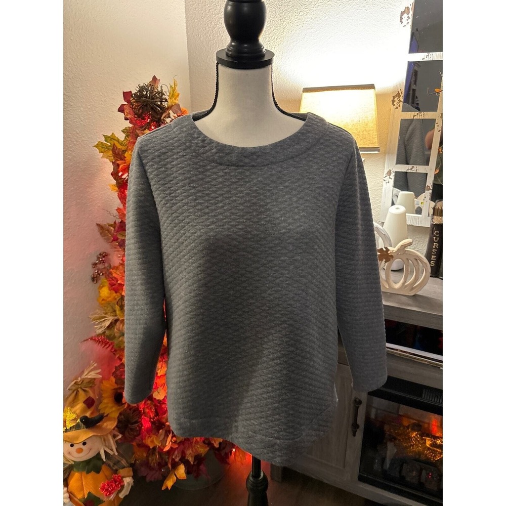 Women's gray‎ Croft and Barrow Large sweater